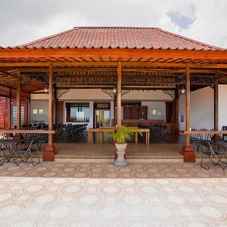 Oyo 2392 Nusa Dua Eling Inn Exterior photo